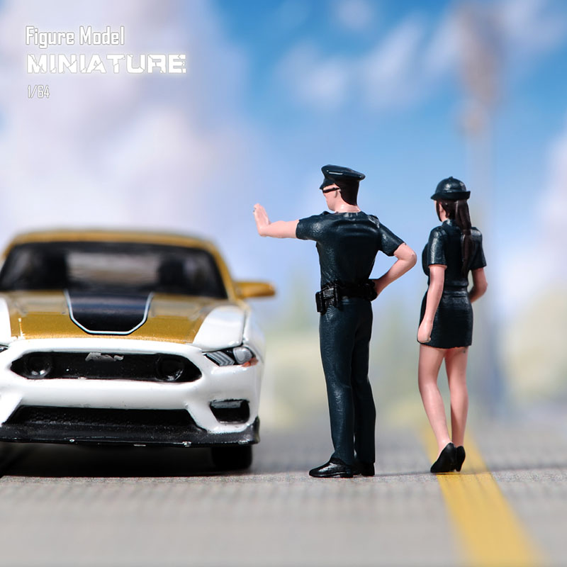 Miniatures 1/64 Traffic Police - Photography Award review and price